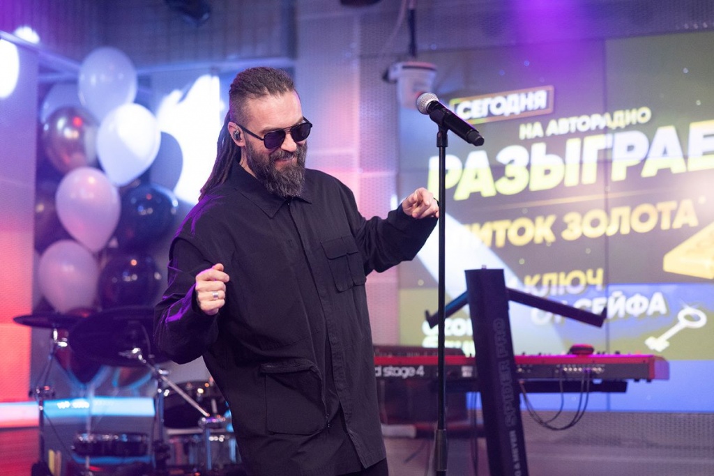 261-2.jpg 261-2.jpg